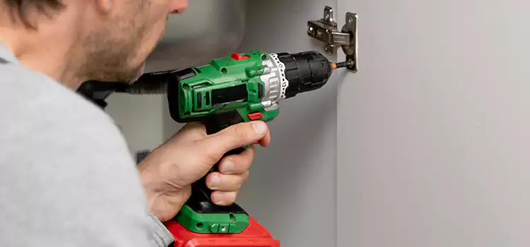 Commercial Door Hinge Repair Middle River