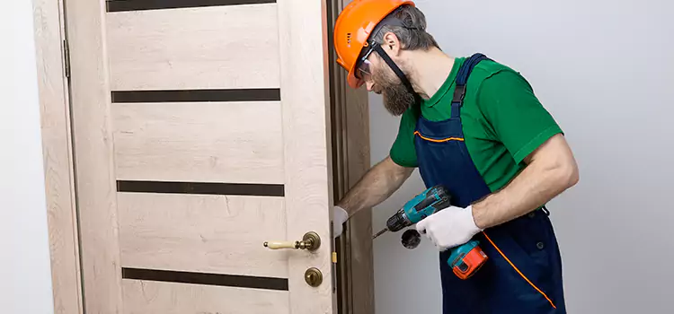Replace Internal Door Handle with Lock Middle River