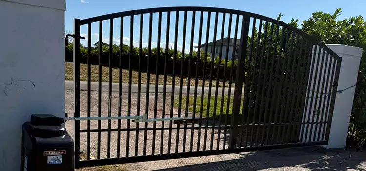 Driveway Fence Repair Middle River